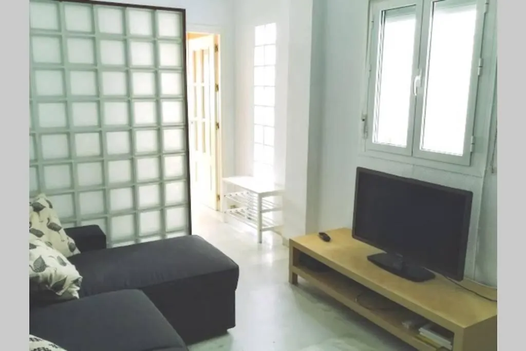 Apartamento Apartamento Garum, parking y patio privado Conil De La Frontera 0*,  España